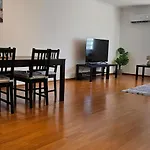 Modern 3 Bed Flat - Beaches, Expo & Fun - Your Gateway To Lisbon *