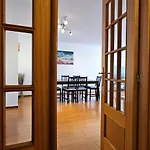 Lägenhet Modern 3 Bed Flat - Beaches, Expo & Fun - Your Gateway To Lisbon Montijo