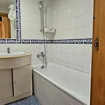 Modern 3 Bed Flat - Beaches, Expo & Fun - Your Gateway To Lisbon Montijo