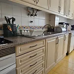 Lägenhet Modern 3 Bed Flat - Beaches, Expo & Fun - Your Gateway To Lisbon