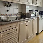 Lägenhet Modern 3 Bed Flat - Beaches, Expo & Fun - Your Gateway To Lisbon