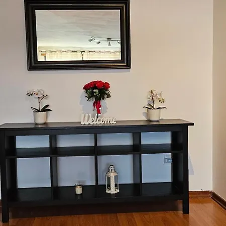 Modern 3 Bed Flat - Beaches, Expo & Fun - Your Gateway To Lisbon