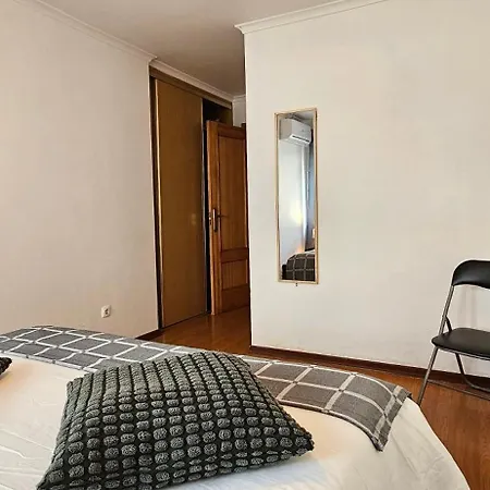 Apartment Modern 3 Bed Flat - Beaches, Expo & Fun - Your Gateway To Lisbon *