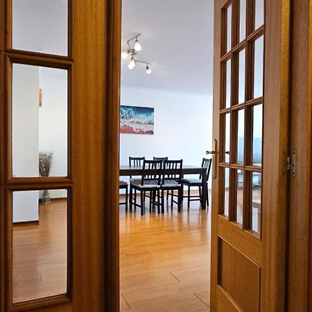 アパート Modern 3 Bed Flat - Beaches, Expo & Fun - Your Gateway To Lisbon モンチジョ