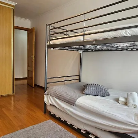 Modern 3 Bed Flat - Beaches, Expo & Fun - Your Gateway To Lisbon アパート *