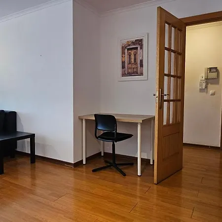 アパート Modern 3 Bed Flat - Beaches, Expo & Fun - Your Gateway To Lisbon モンチジョ