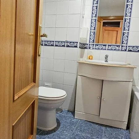 Modern 3 Bed Flat - Beaches, Expo & Fun - Your Gateway To Lisbon Apartment *