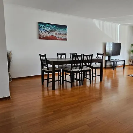Modern 3 Bed Flat - Beaches, Expo & Fun - Your Gateway To Lisbon *