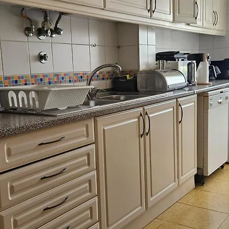 アパート Modern 3 Bed Flat - Beaches, Expo & Fun - Your Gateway To Lisbon