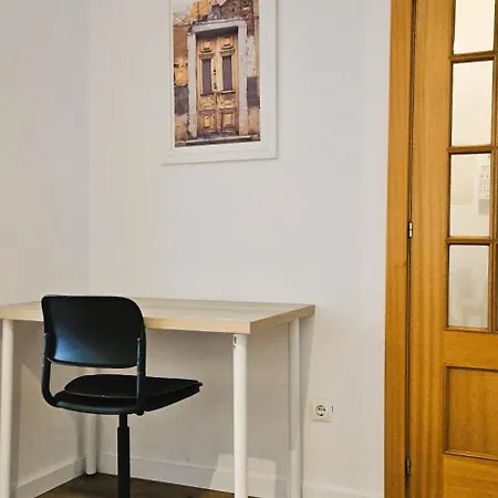 Modern 3 Bed Flat - Beaches, Expo & Fun - Your Gateway To Lisbon