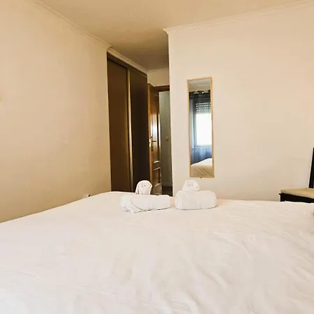 Lejlighed Modern 3 Bed Flat - Beaches, Expo & Fun - Your Gateway To Lisbon