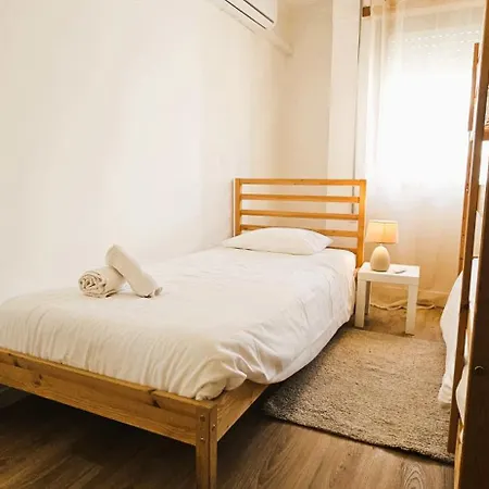 Modern 3 Bed Flat - Beaches, Expo & Fun - Your Gateway To Lisbon * モンチジョ