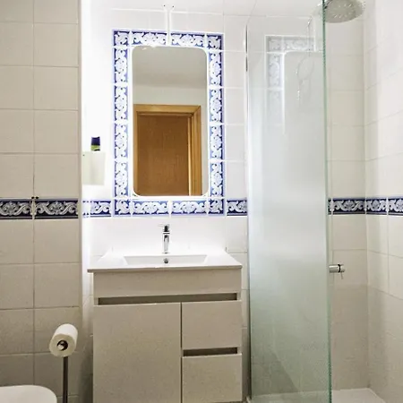 Modern 3 Bed Flat - Beaches, Expo & Fun - Your Gateway To Lisbon アパート *