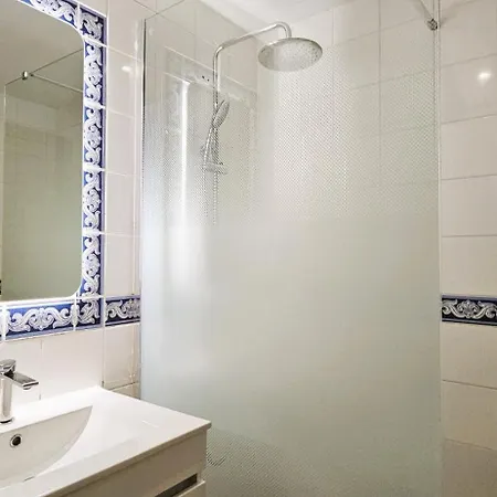 アパート Modern 3 Bed Flat - Beaches, Expo & Fun - Your Gateway To Lisbon モンチジョ