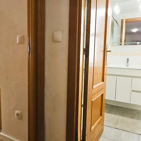 Modern 3 Bed Flat - Beaches, Expo & Fun - Your Gateway To Lisbon