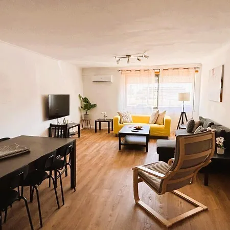 Modern 3 Bed Flat - Beaches, Expo & Fun - Your Gateway To Lisbon