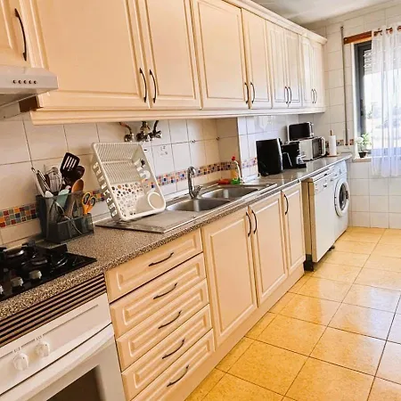 アパート Modern 3 Bed Flat - Beaches, Expo & Fun - Your Gateway To Lisbon