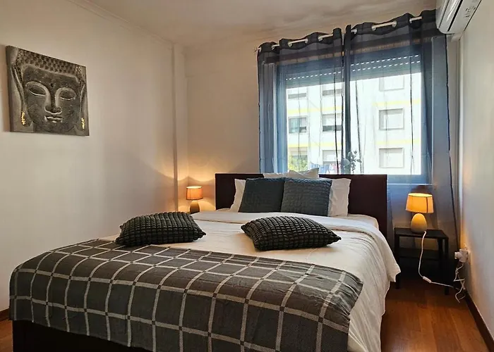Апартаменты Modern 3 Bed Flat - Beaches, Expo & Fun - Your Gateway To Lisbon *